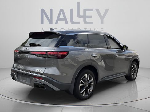 Used 2023 INFINITI QX60 Luxe w/ Performance Audio Package AWD/4WD image 5