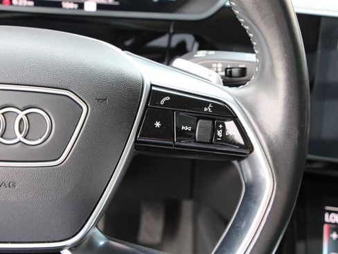 Used 2021 Audi e-tron Prestige AWD/4WD image 29