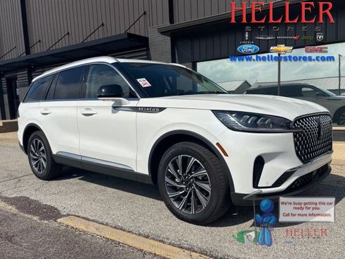 Used 2025 Lincoln Aviator AWD w/ Equipment Group 101A image 1