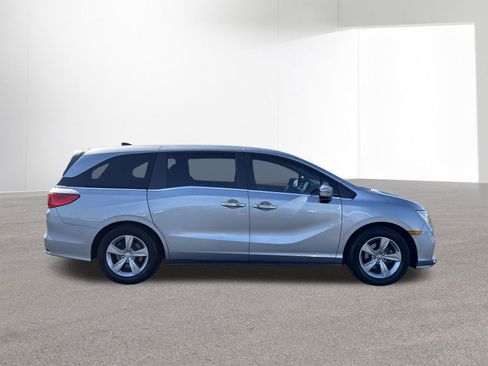 Used 2018 Honda Odyssey EX image 9