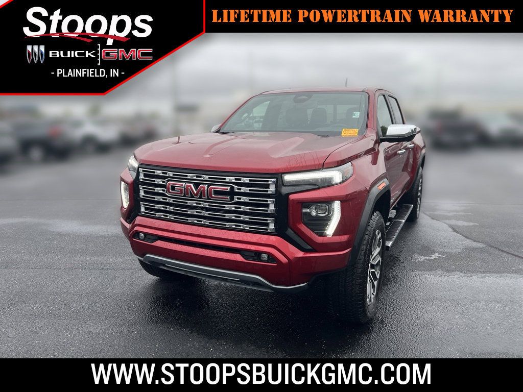 Used 2026 GMC Canyon Denali AWD/4WD image 1
