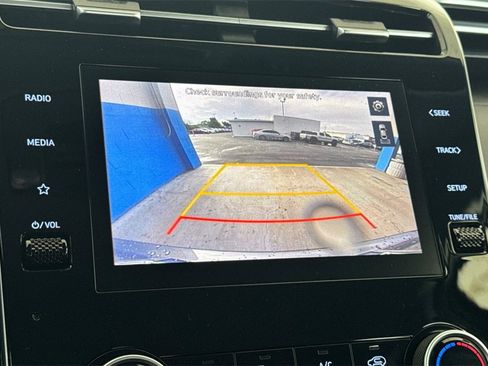 Used 2022 Hyundai Tucson SEL image 18