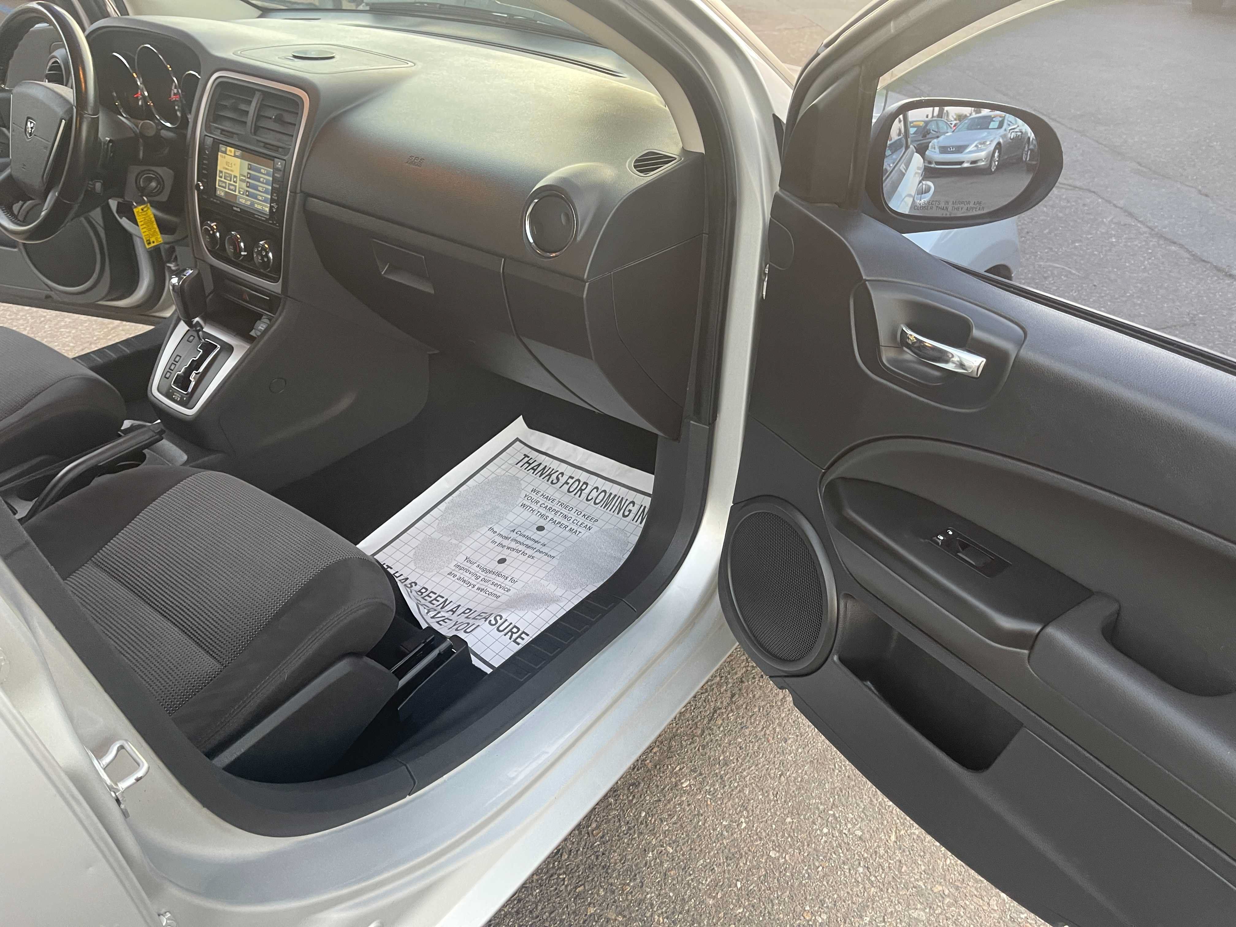 Used 2010 Dodge Caliber Heat w/ Premium Sound Group FWD image 14