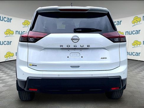 Used 2025 Nissan Rogue S AWD/4WD image 4