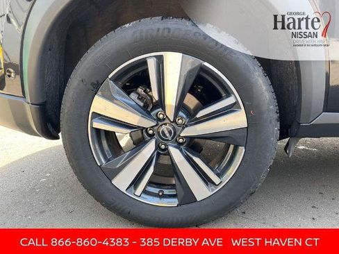 Certified 2026 Nissan Rogue SL AWD/4WD image 10