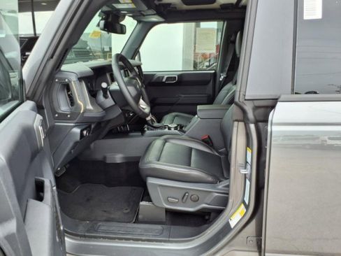 New 2025 Ford Bronco Badlands AWD/4WD image 6