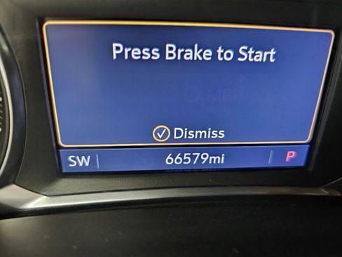 Used 2020 Chevrolet Equinox Premier image 23