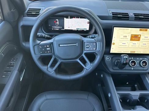 New 2026 Land Rover Defender 130 X-Dynamic SE AWD/4WD image 13