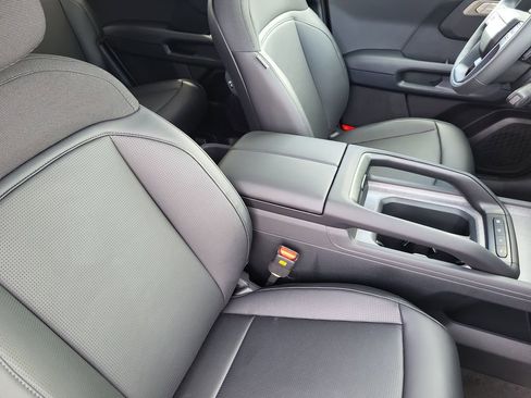 New 2027 Kia Telluride S image 15