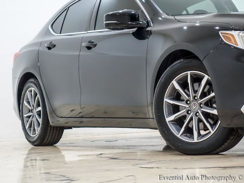 Used 2019 Acura TLX FWD image 4