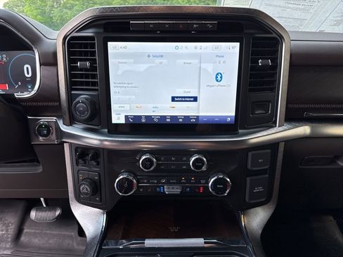 Used 2022 Ford F150 King Ranch w/ Equipment Group 601A High AWD/4WD image 23