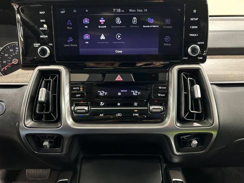 Certified 2022 Kia Sorento X-Line EX AWD/4WD image 22