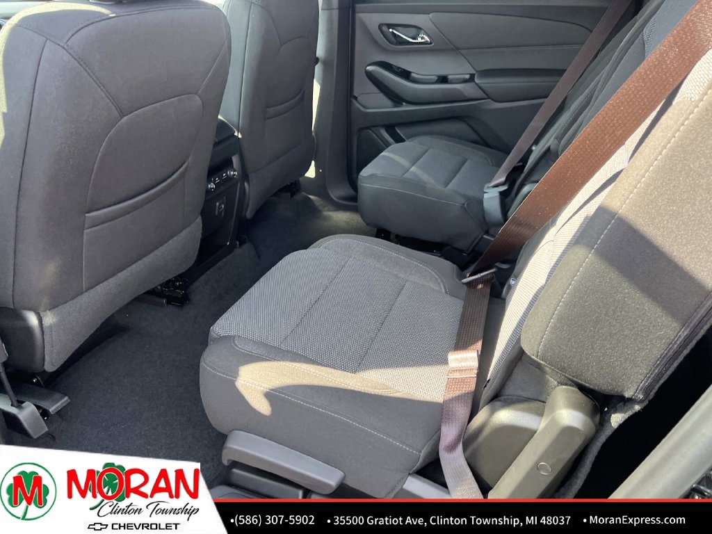 Certified 2023 Chevrolet Traverse LT FWD image 13