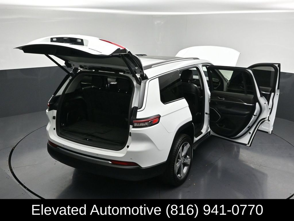 Used 2021 Jeep Grand Cherokee L Limited AWD/4WD image 36