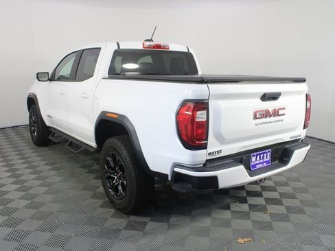 Used 2024 GMC Canyon Elevation image 22