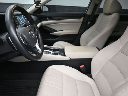 Used 2019 Honda Accord EX-L image 17