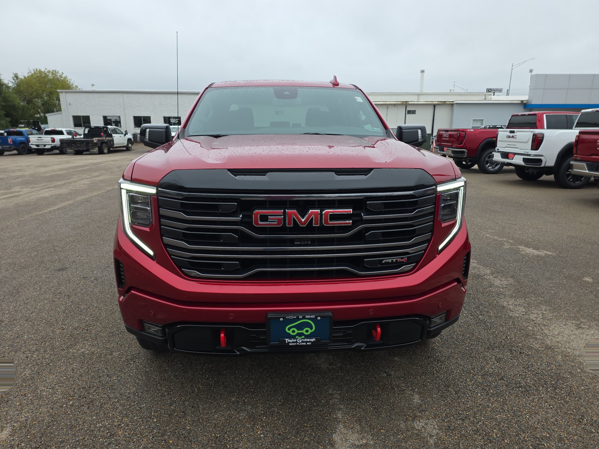 Used 2025 GMC Sierra 1500 AT4 AWD/4WD image 3