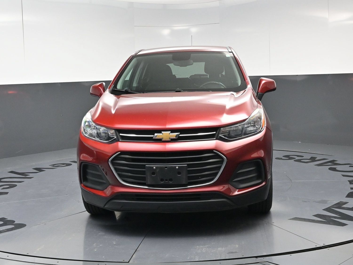 Used 2021 Chevrolet Trax LS w/ Tint and Cruise Package AWD/4WD image 3