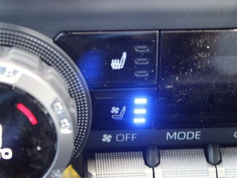 New 2025 Toyota Tacoma Limited image 16