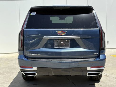 New 2026 Cadillac Escalade Luxury AWD/4WD image 8