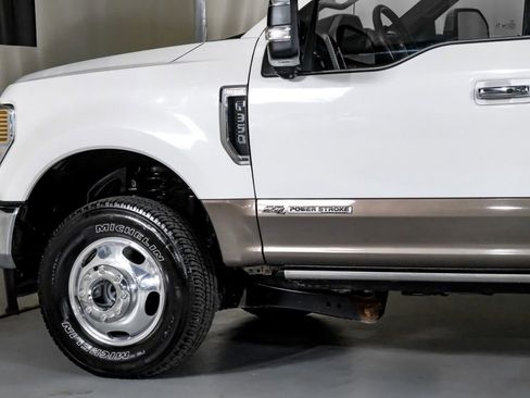 Used 2020 Ford F350 King Ranch w/ King Ranch Ultimate Package image 12