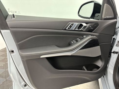 New 2026 BMW X5 xDrive40i AWD/4WD image 26