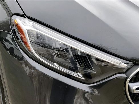 Used 2023 Mercedes-Benz GLC 300 4MATIC image 31