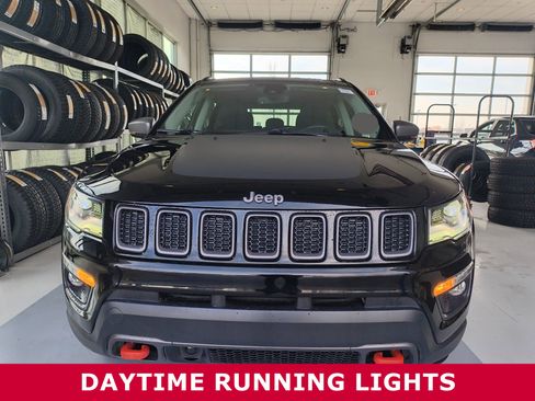 Used 2021 Jeep Compass Trailhawk image 31
