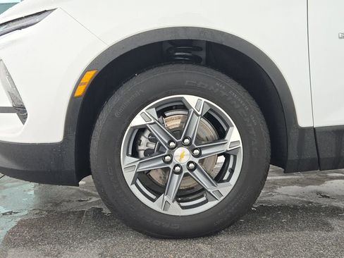 Used 2025 Chevrolet Blazer LT FWD image 38