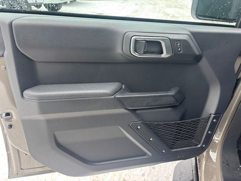 New 2025 Ford Bronco Badlands image 6