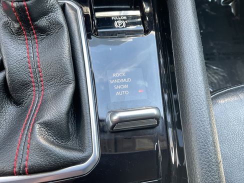 Used 2022 Jeep Compass Trailhawk w/ Sun and Sound Group AWD/4WD image 19