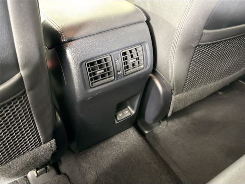Certified 2024 Toyota 4Runner TRD Off-Road Premium AWD/4WD image 35