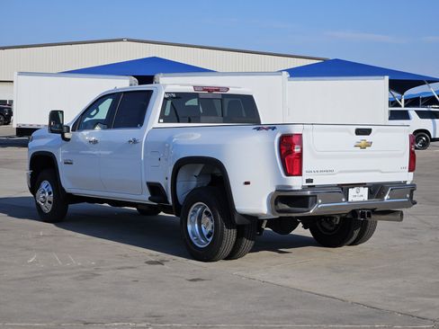 New 2026 Chevrolet Silverado 3500 LTZ w/ LTZ Texas Edition AWD/4WD image 3