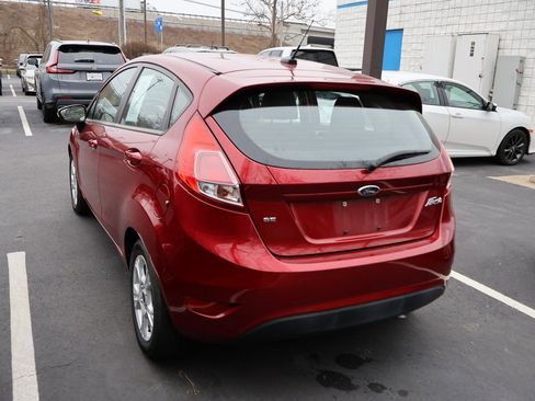 Used 2014 Ford Fiesta SE image 5