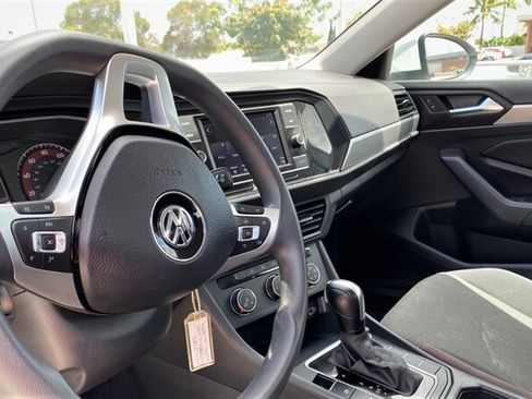 Used 2019 Volkswagen Jetta S w/ Driver Assistance Package FWD image 9