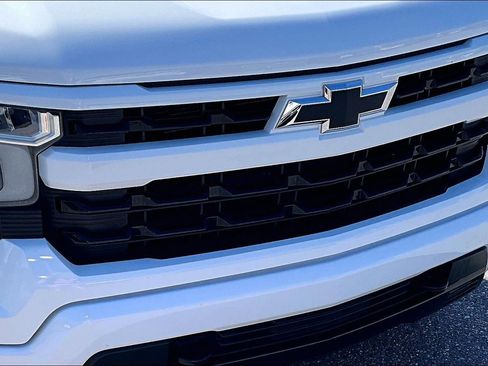 Used 2023 Chevrolet Silverado 1500 RST AWD/4WD image 29