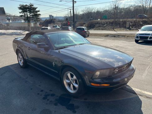 Used 2008 Ford Mustang Premium image 6