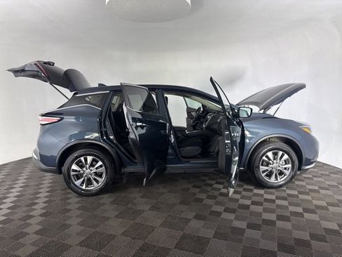 Used 2018 Nissan Murano S image 13