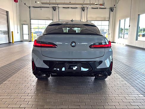 Certified 2025 BMW X4 xDrive30i w/ Premium Package AWD/4WD image 6