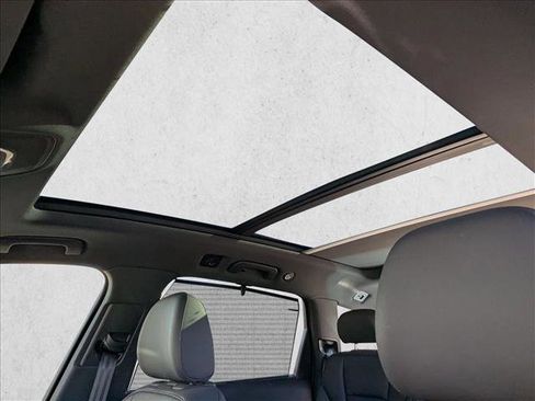 Used 2023 Audi Q7 3.0T Prestige image 17