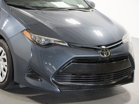 Used 2019 Toyota Corolla LE FWD image 4