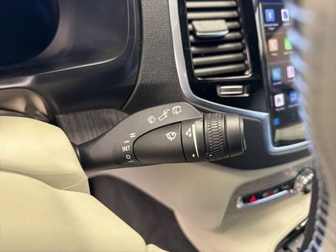 Used 2023 Volvo XC90 B5 Plus w/ Protection Package Premier image 19