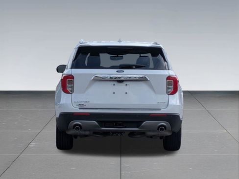 Used 2024 Ford Explorer Limited w/ Limited Technology Package AWD/4WD image 4