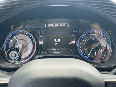 Used 2020 RAM 3500 Limited AWD/4WD image 26