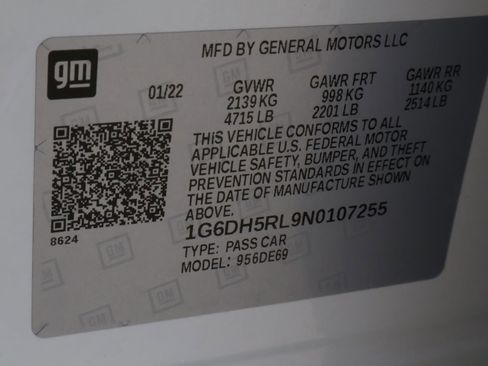 Used 2022 Cadillac CT4 V w/ Navigation Package image 25