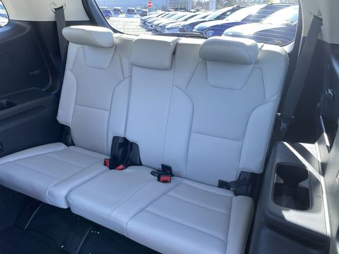 Certified 2023 Kia Telluride S w/ S Sunroof Package image 23