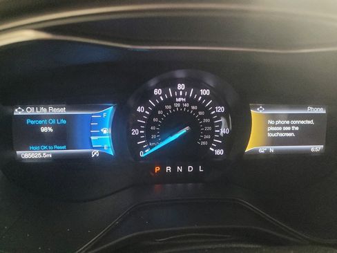 Used 2020 Ford Fusion SE FWD image 23