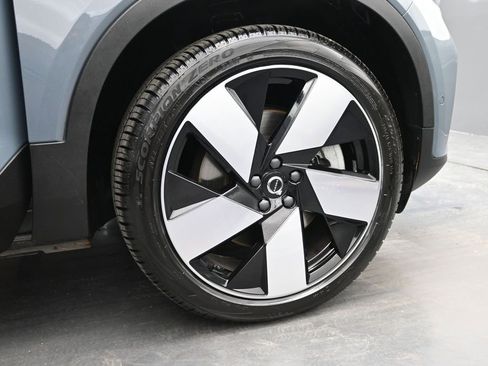 Used 2023 Volvo C40 P8 Recharge Ultimate w/ Protection Package Premier AWD/4WD image 16