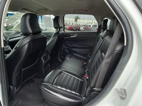 Certified 2022 Ford Edge SEL AWD/4WD image 15
