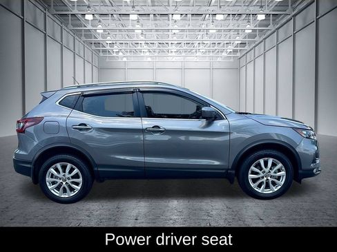 Certified 2022 Nissan Rogue Sport SV w/ Technology Package FWD image 8
